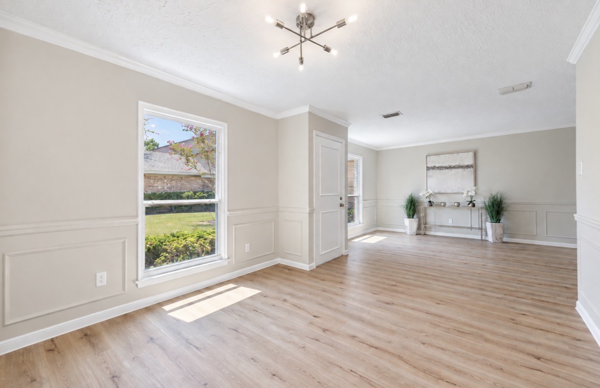 26 Chapparal Court Property Photo 5