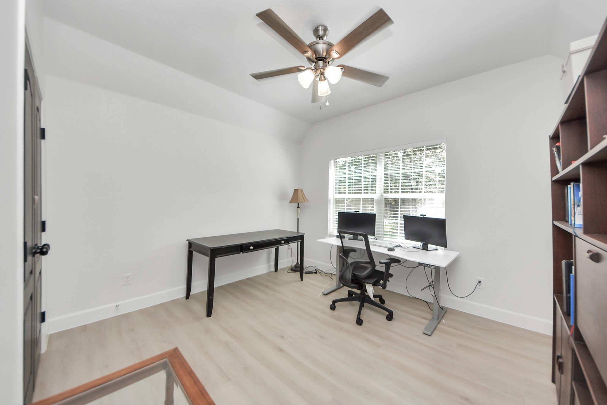 1810 Blue Water Bay Drive Property Photo 18