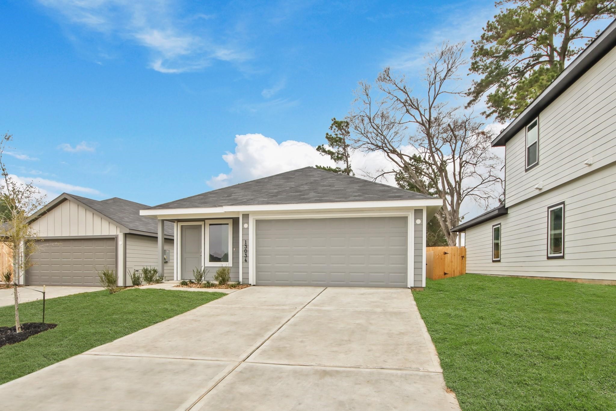 13034 Sorrento Bay Drive Property Photo 3