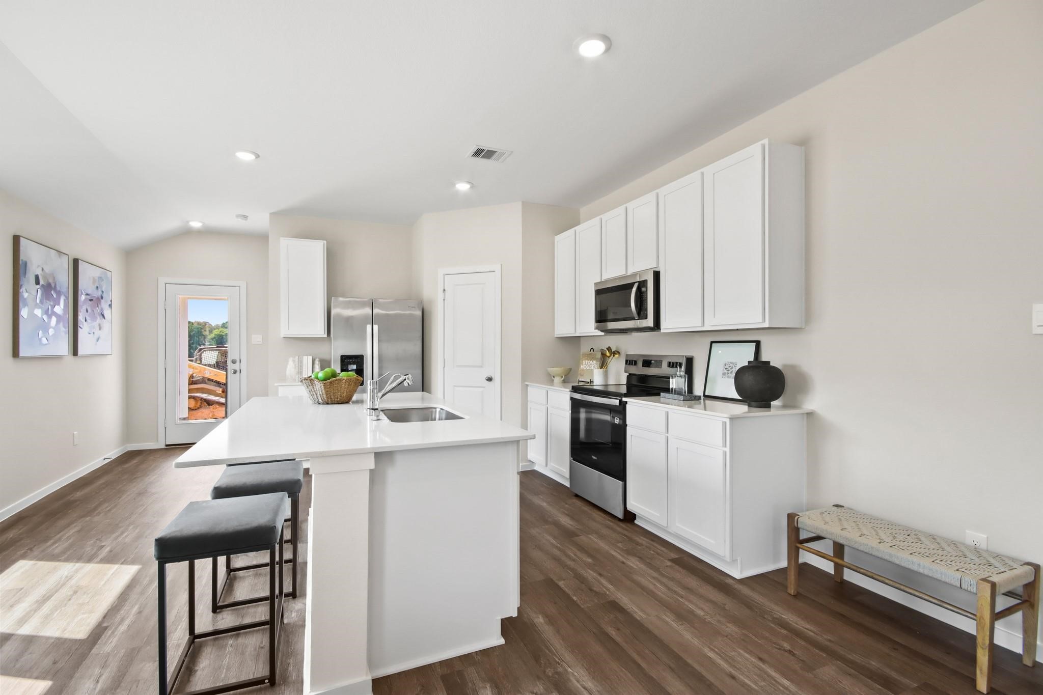 13034 Sorrento Bay Drive Property Photo 6