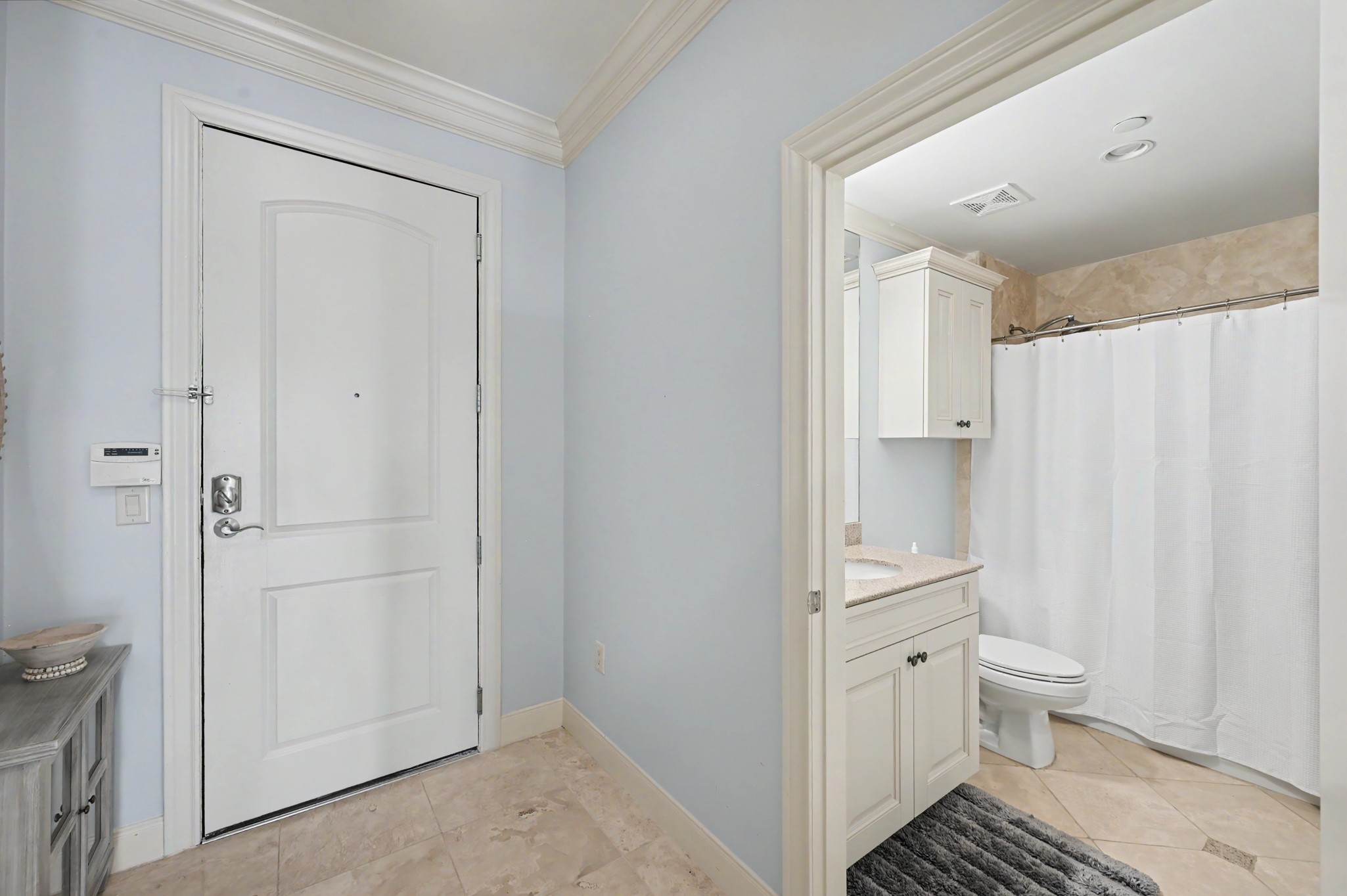 1419 Montrose Boulevard 604 Property Photo 7