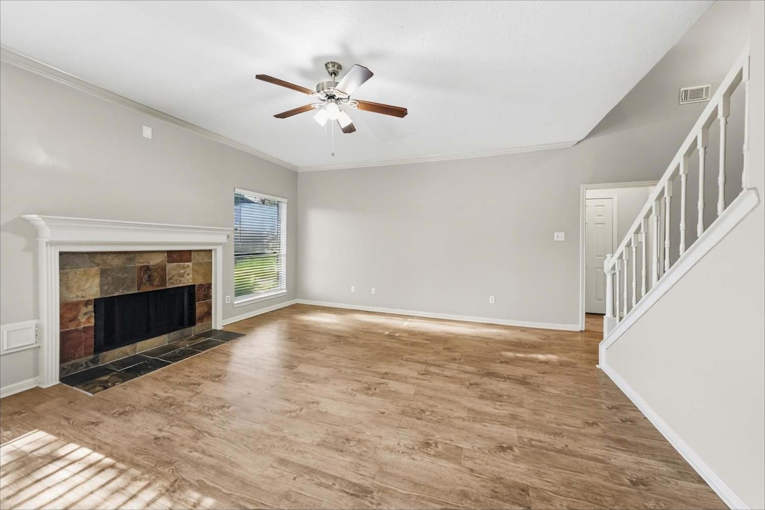 1011 Wentworth Drive Property Photo 6