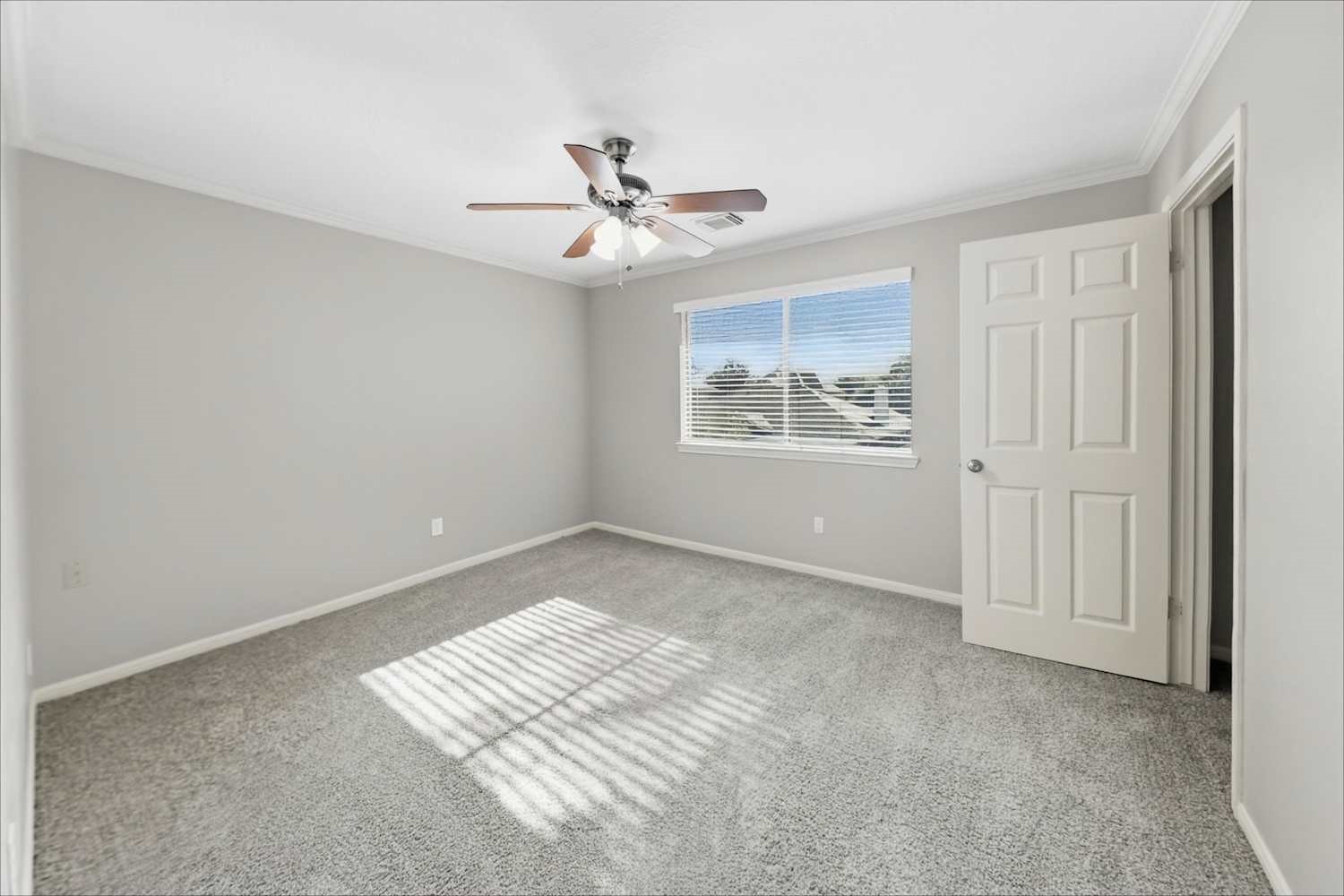 1011 Wentworth Drive Property Photo 13
