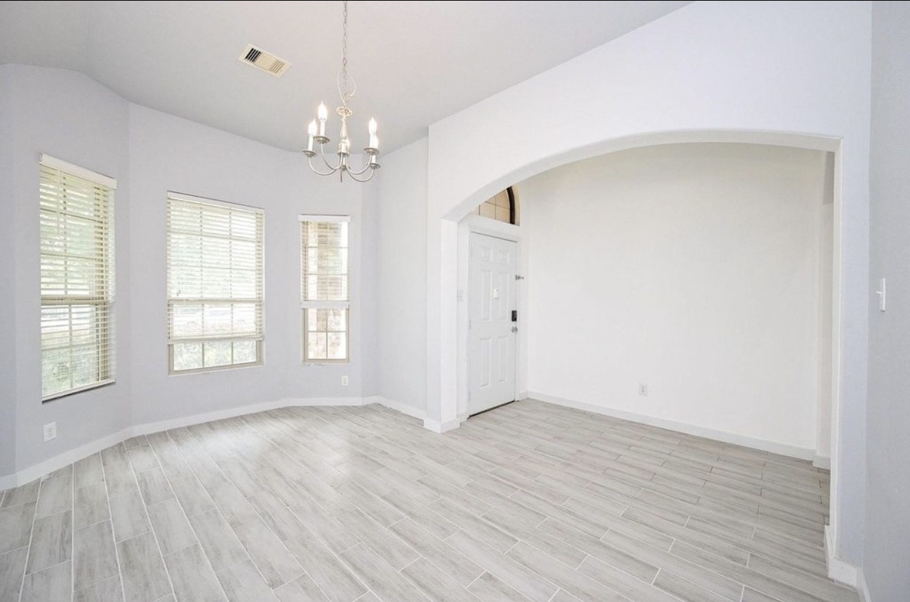 5519 Misted Jasmine Court Property Photo 8