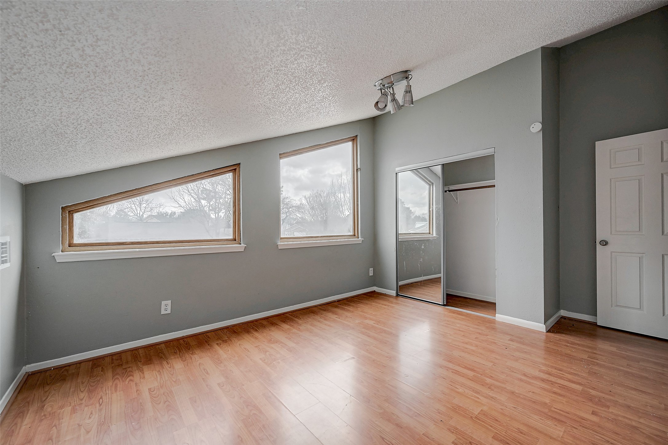 13850 Walnut Hollow Lane Property Photo 31
