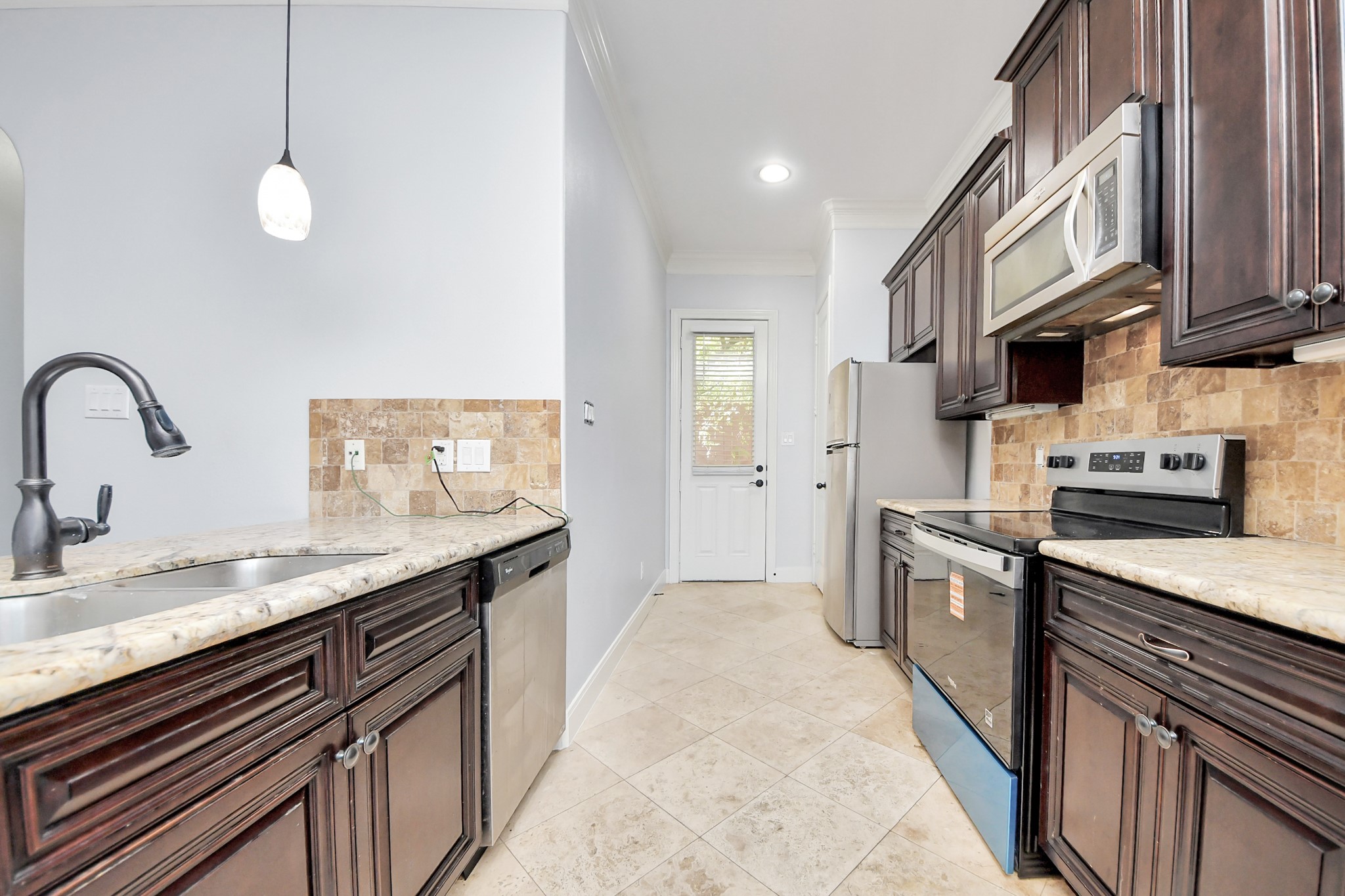 11045 Upland Forest Drive Property Photo 7