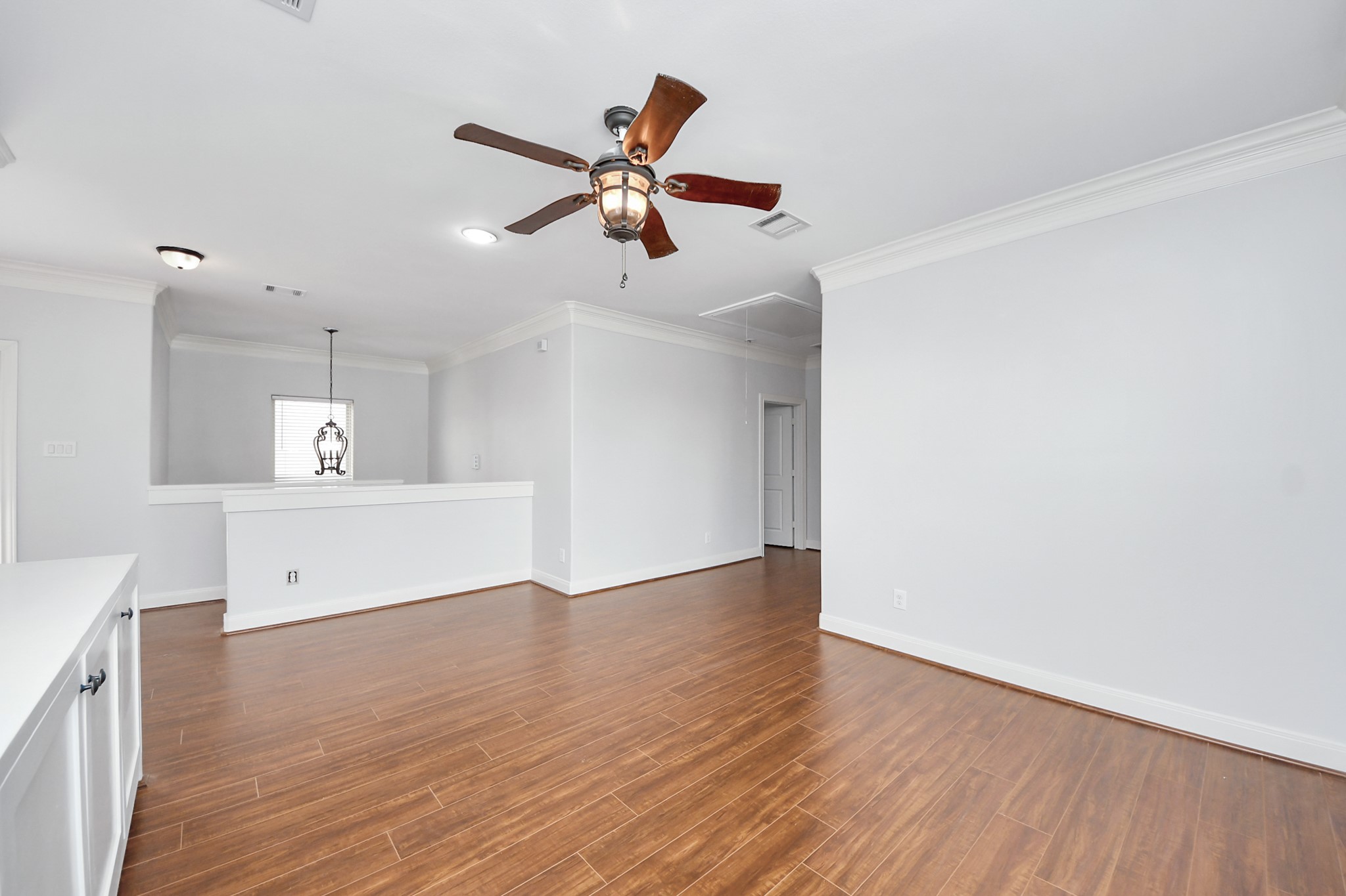 11045 Upland Forest Drive Property Photo 16