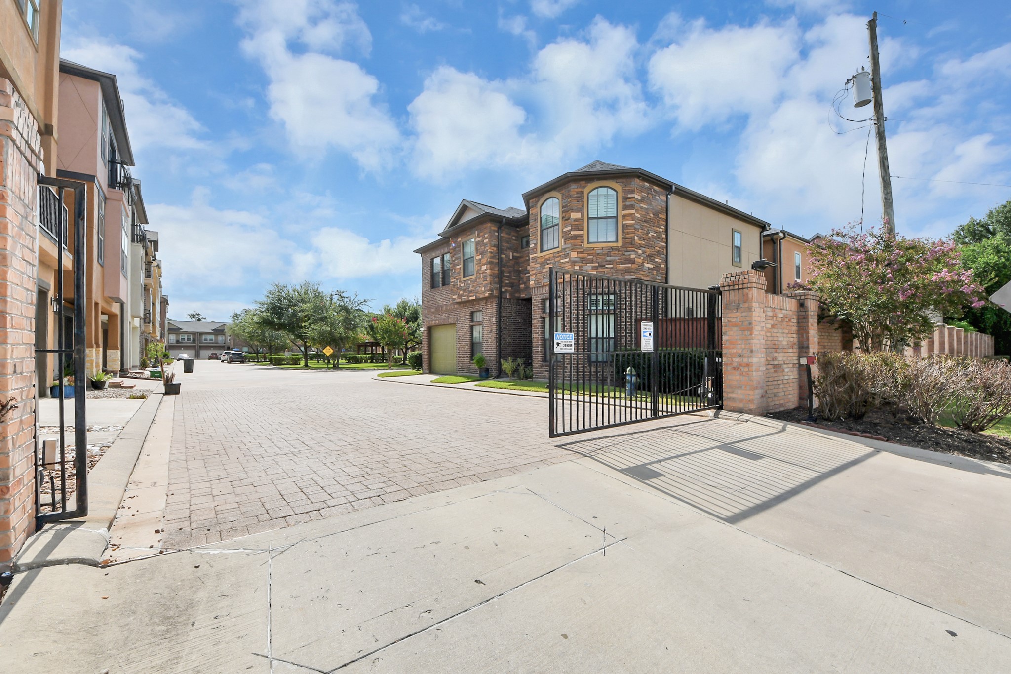 11045 Upland Forest Drive Property Photo 31