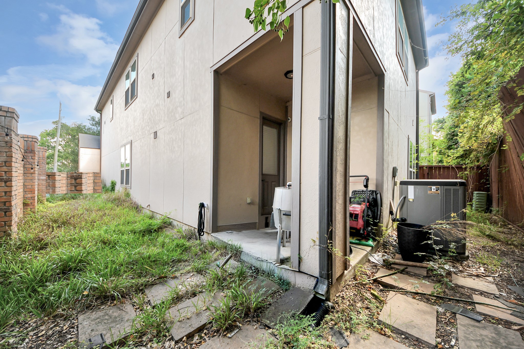 11045 Upland Forest Drive Property Photo 32