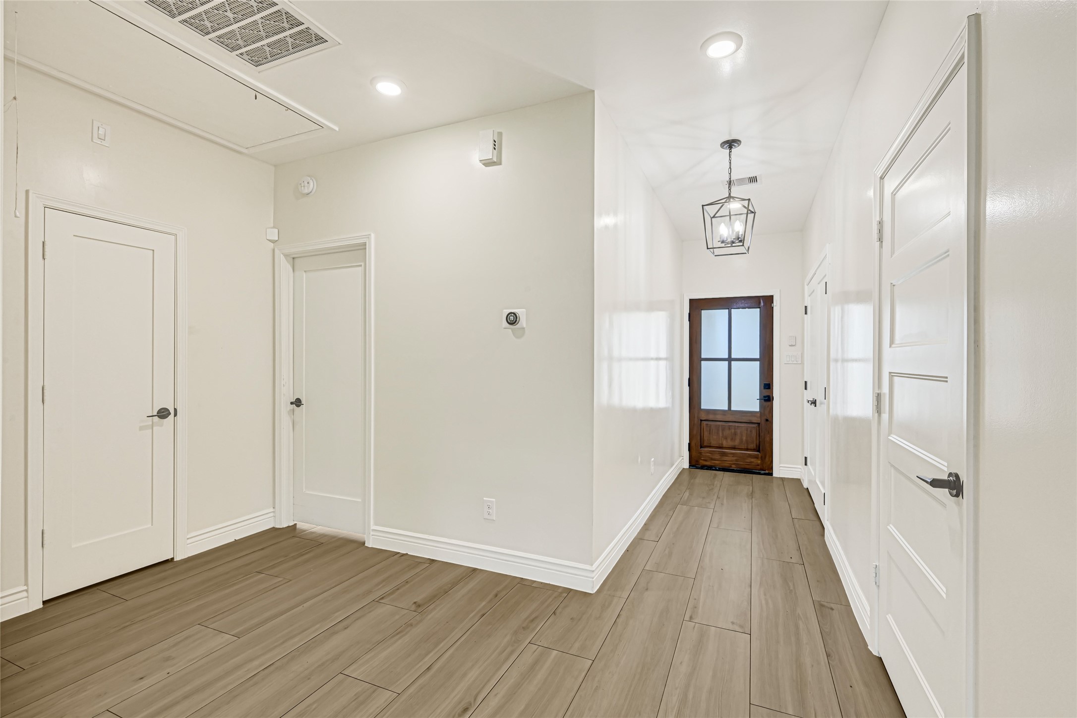 6737 Wildwood Way Property Photo 3