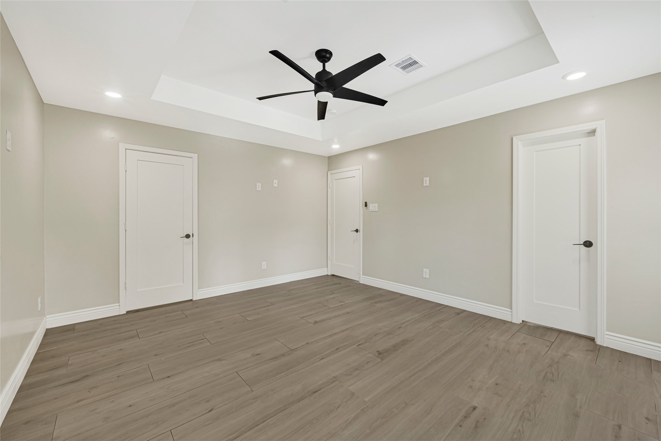 6737 Wildwood Way Property Photo 12