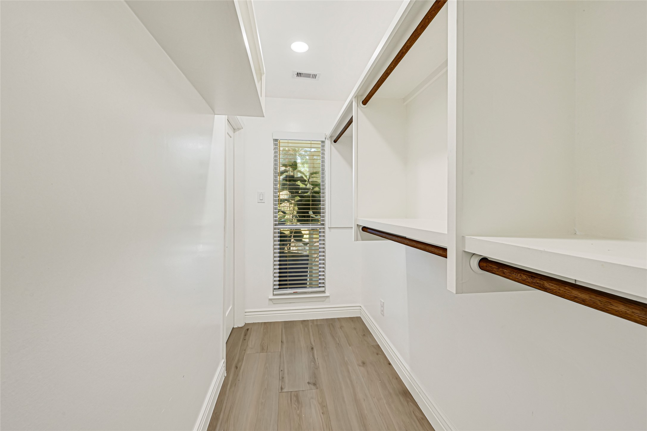 6737 Wildwood Way Property Photo 13