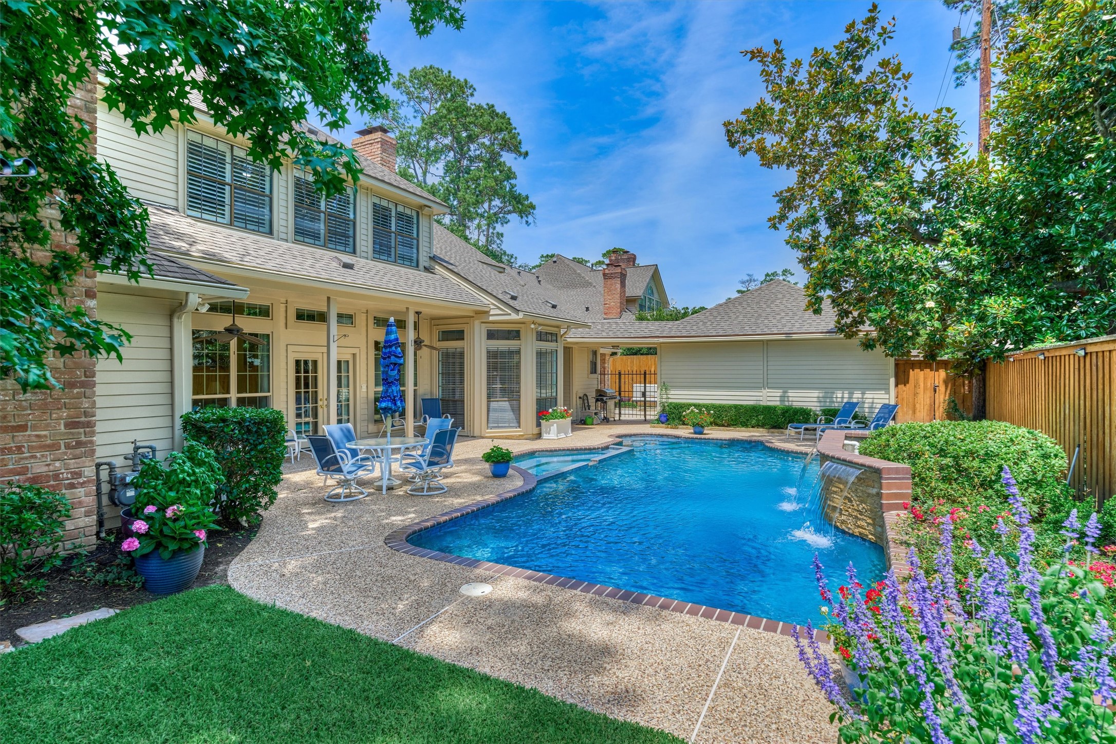 5211 Rothchilde Court Property Photo