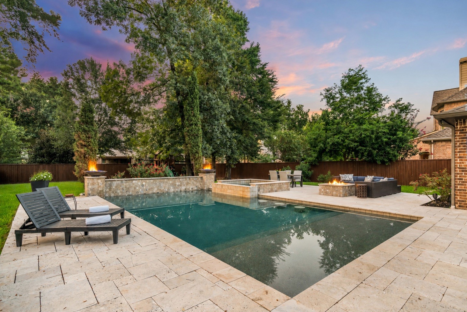 107 Del Monte Pines Drive Property Photo 3