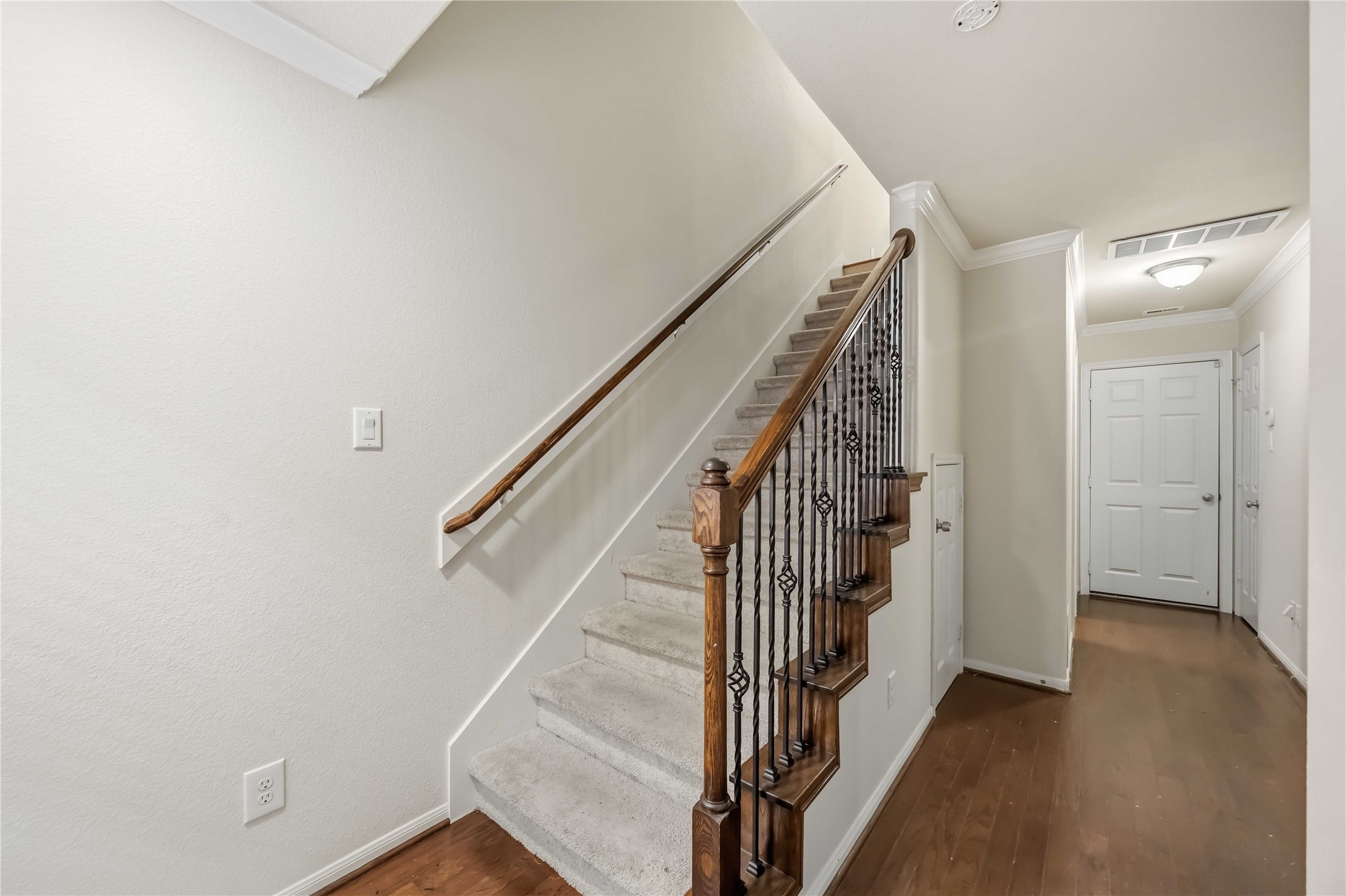 6363 Fairdale Lane P Property Photo 9