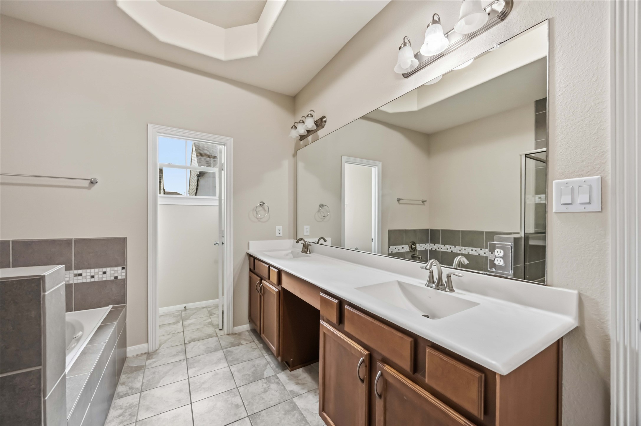 6363 Fairdale Lane P Property Photo 16