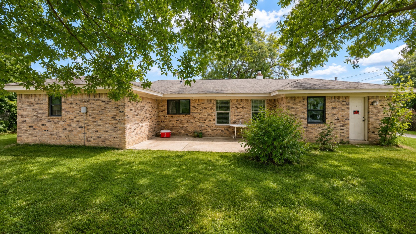 3410 Illinois Street Property Photo 14