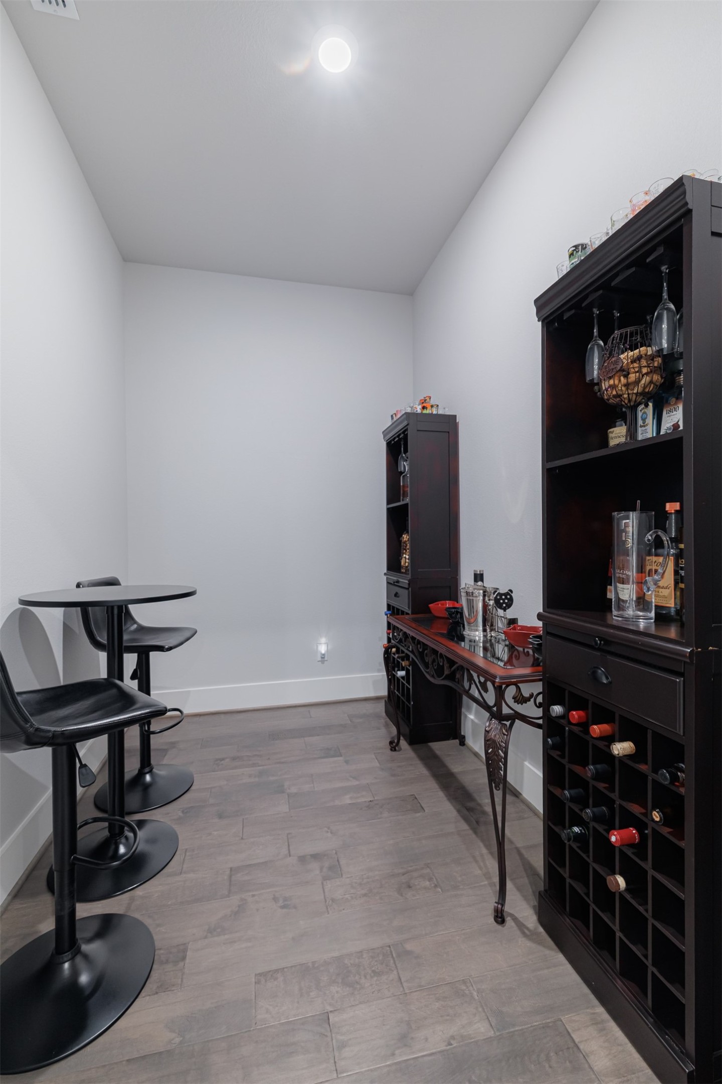 8318 Woods Hollow Trail Property Photo 34