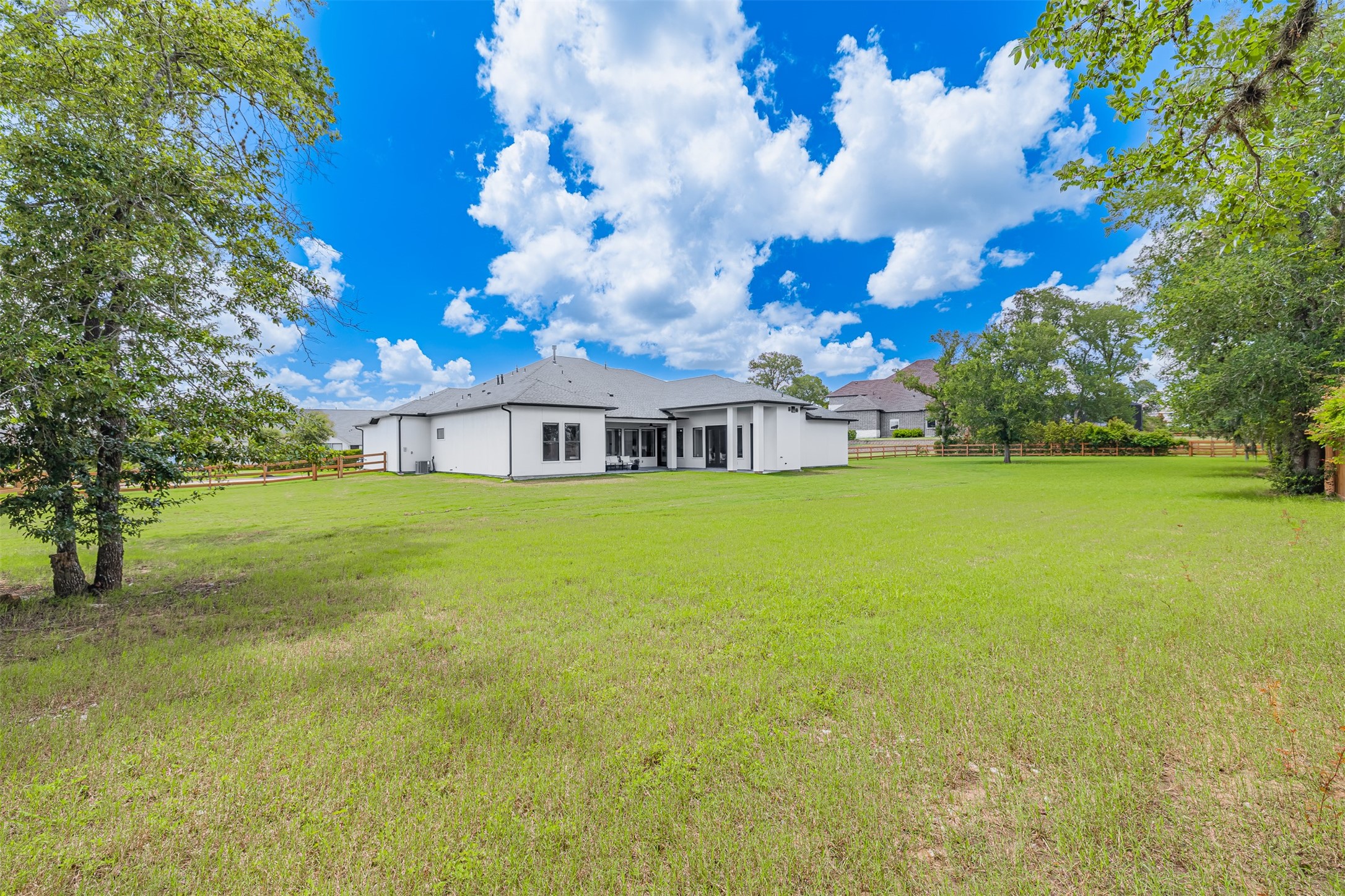 8318 Woods Hollow Trail Property Photo 46