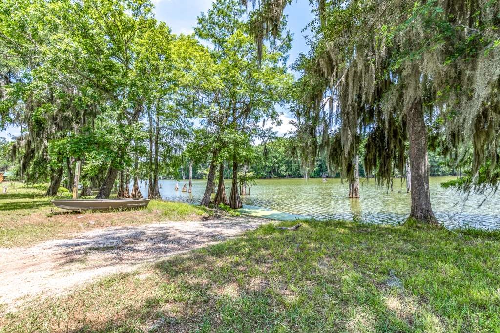 203 Ferguson Drive Property Photo 1