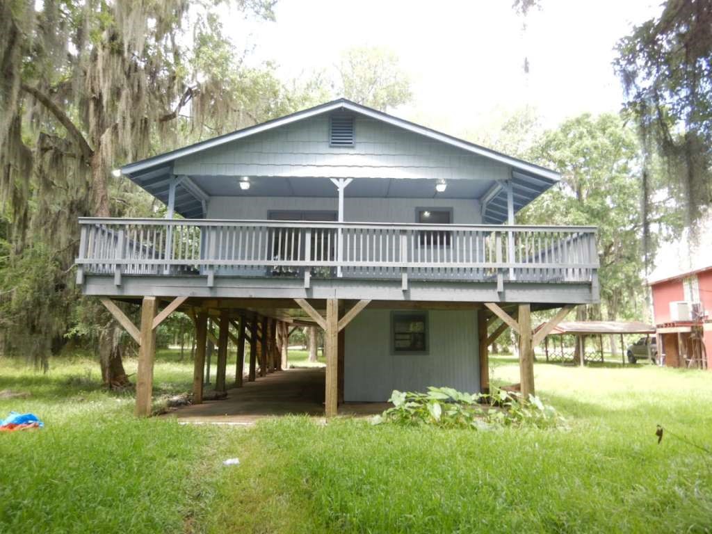 203 Ferguson Drive Property Photo 3