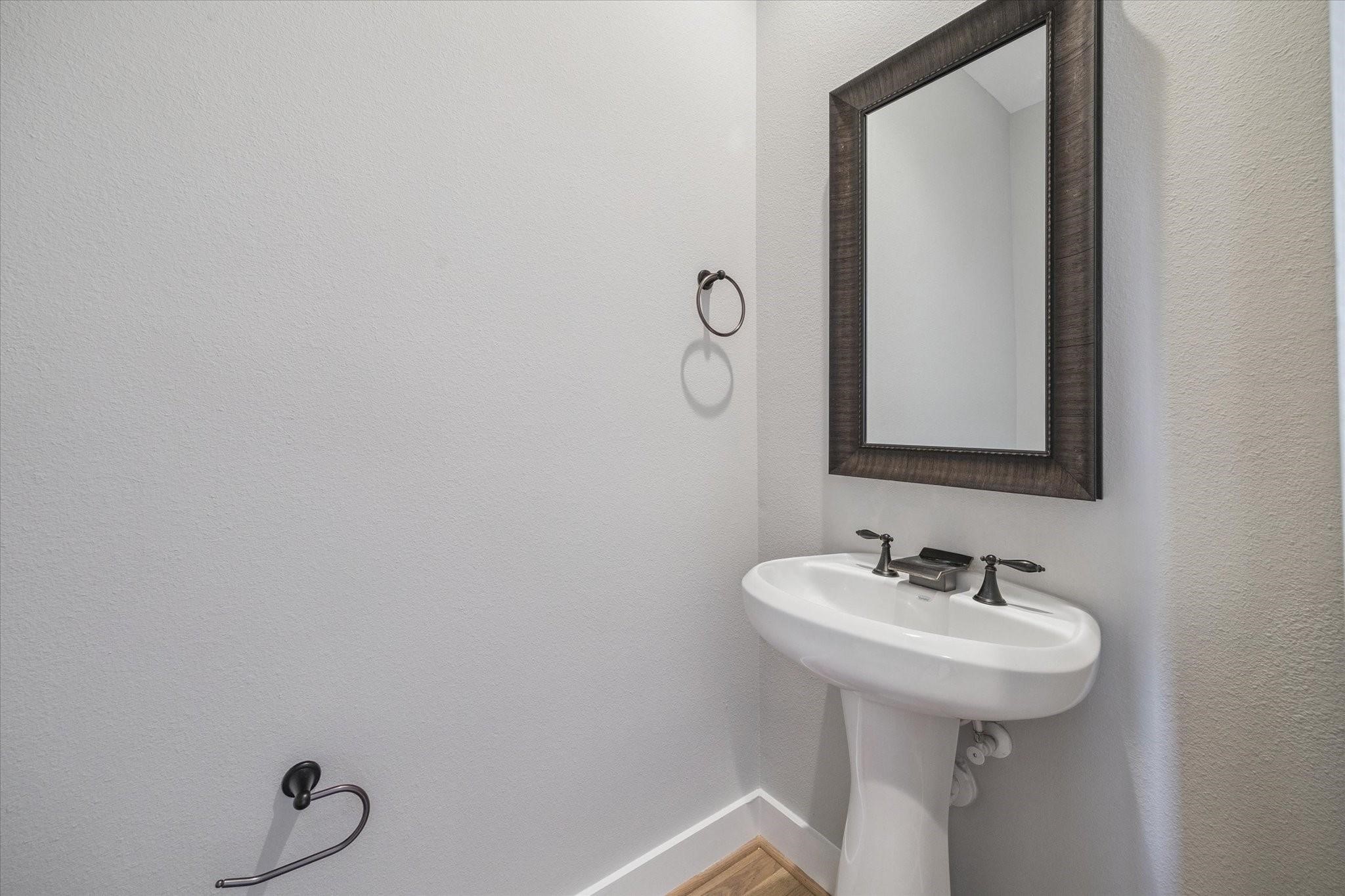 1544 W 23rd Street Property Photo 10