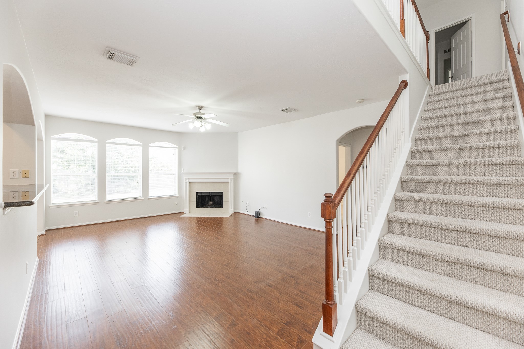 4119 Maurice Way Property Photo 9
