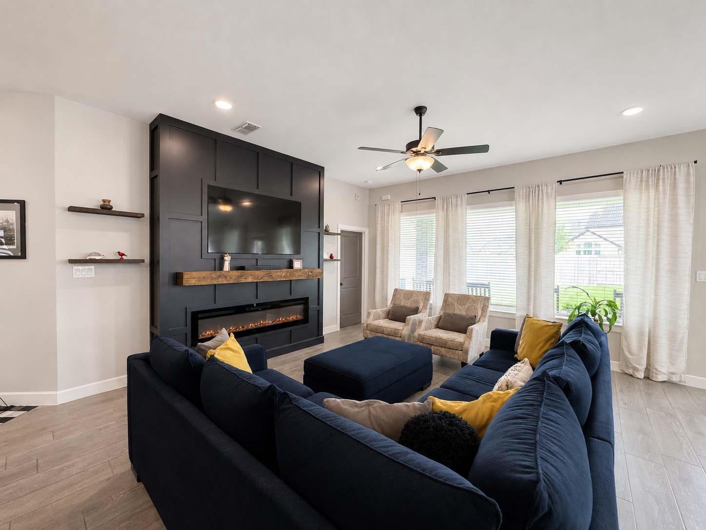 9718 Starry Night Lane Property Photo 6