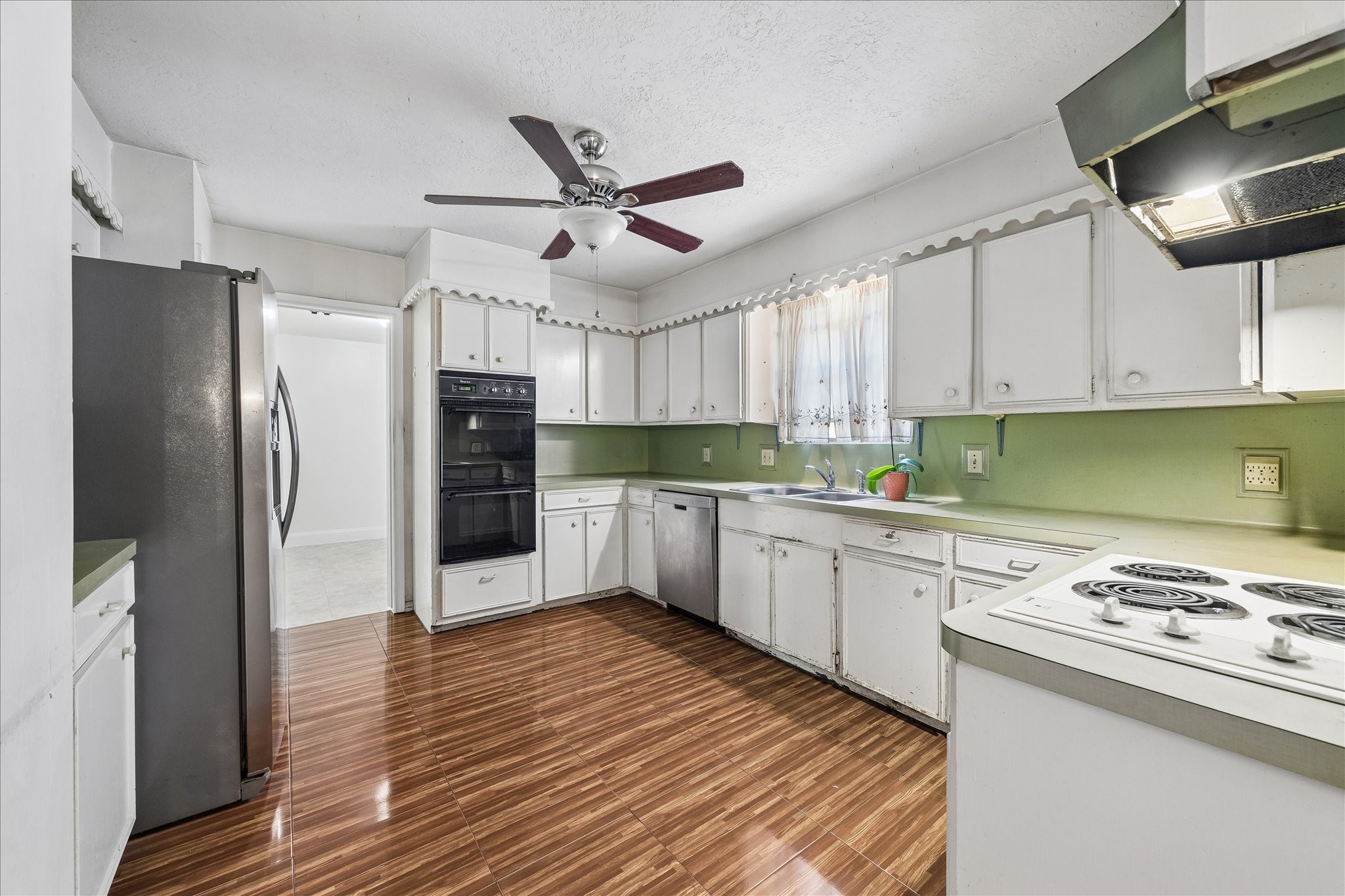 12503 Mooredale Lane Property Photo 3