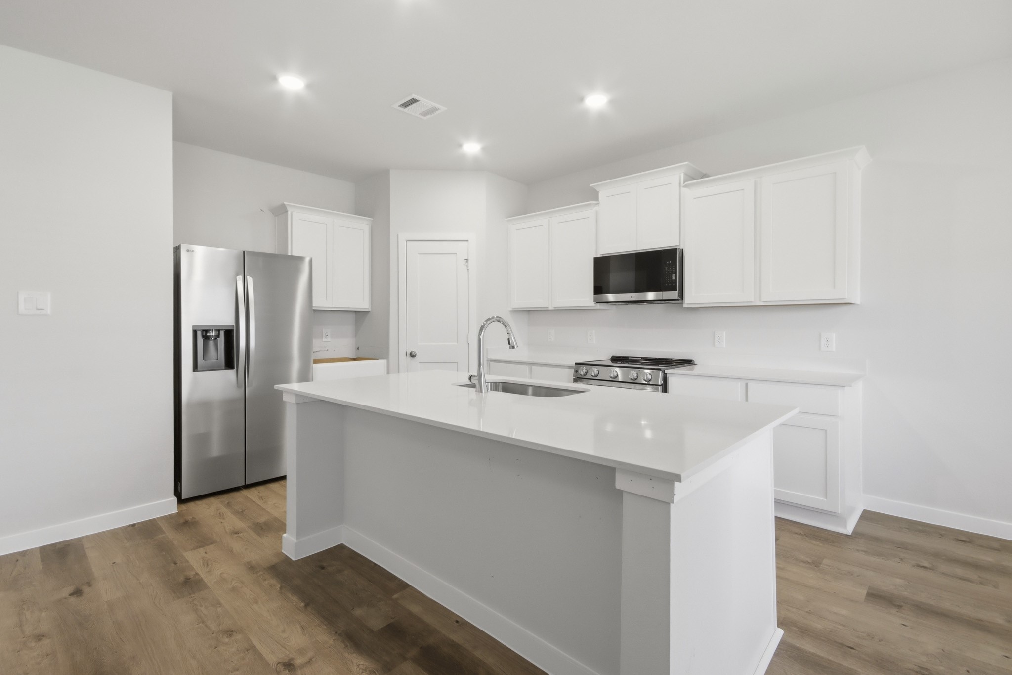 10643 Crockett Meadows Boulevard Property Photo 8