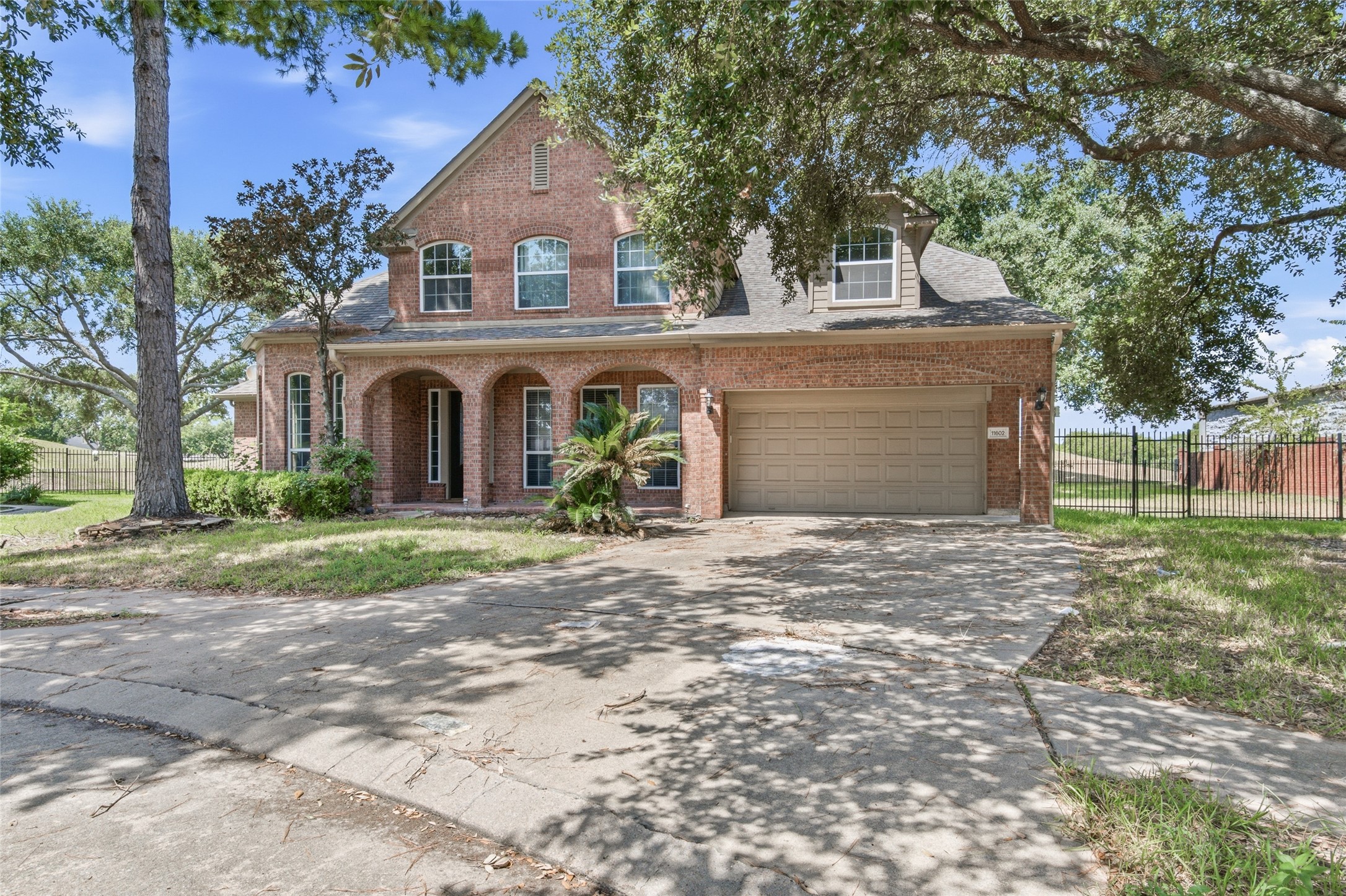 11602 Canyon Mills Drive Property Photo 2