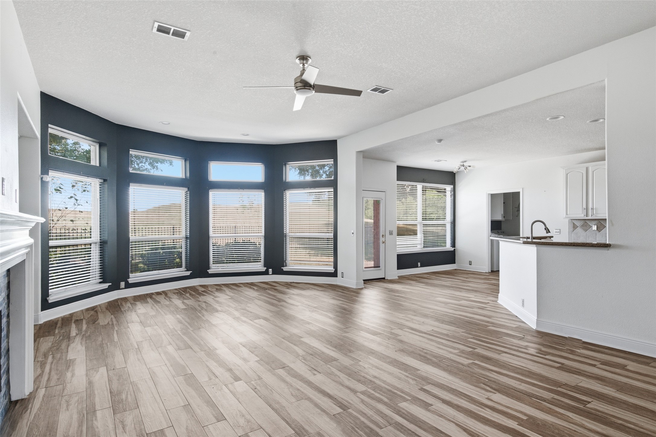 11602 Canyon Mills Drive Property Photo 8
