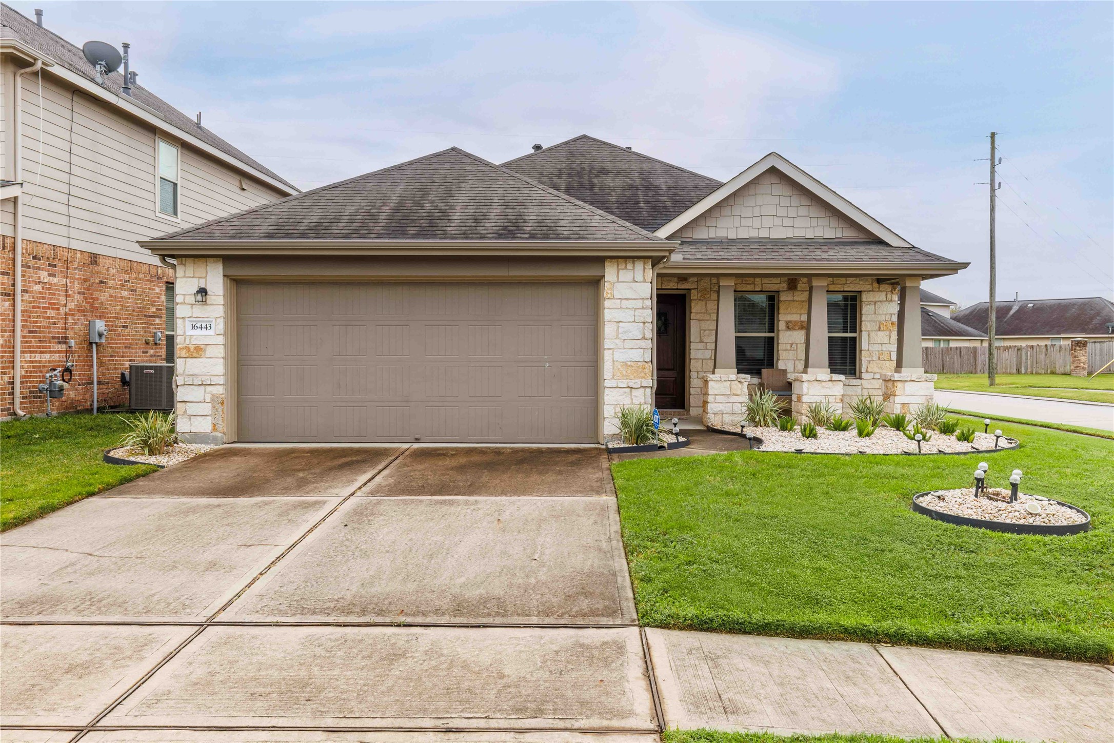 16443 Regal Exeter Drive Property Photo 1