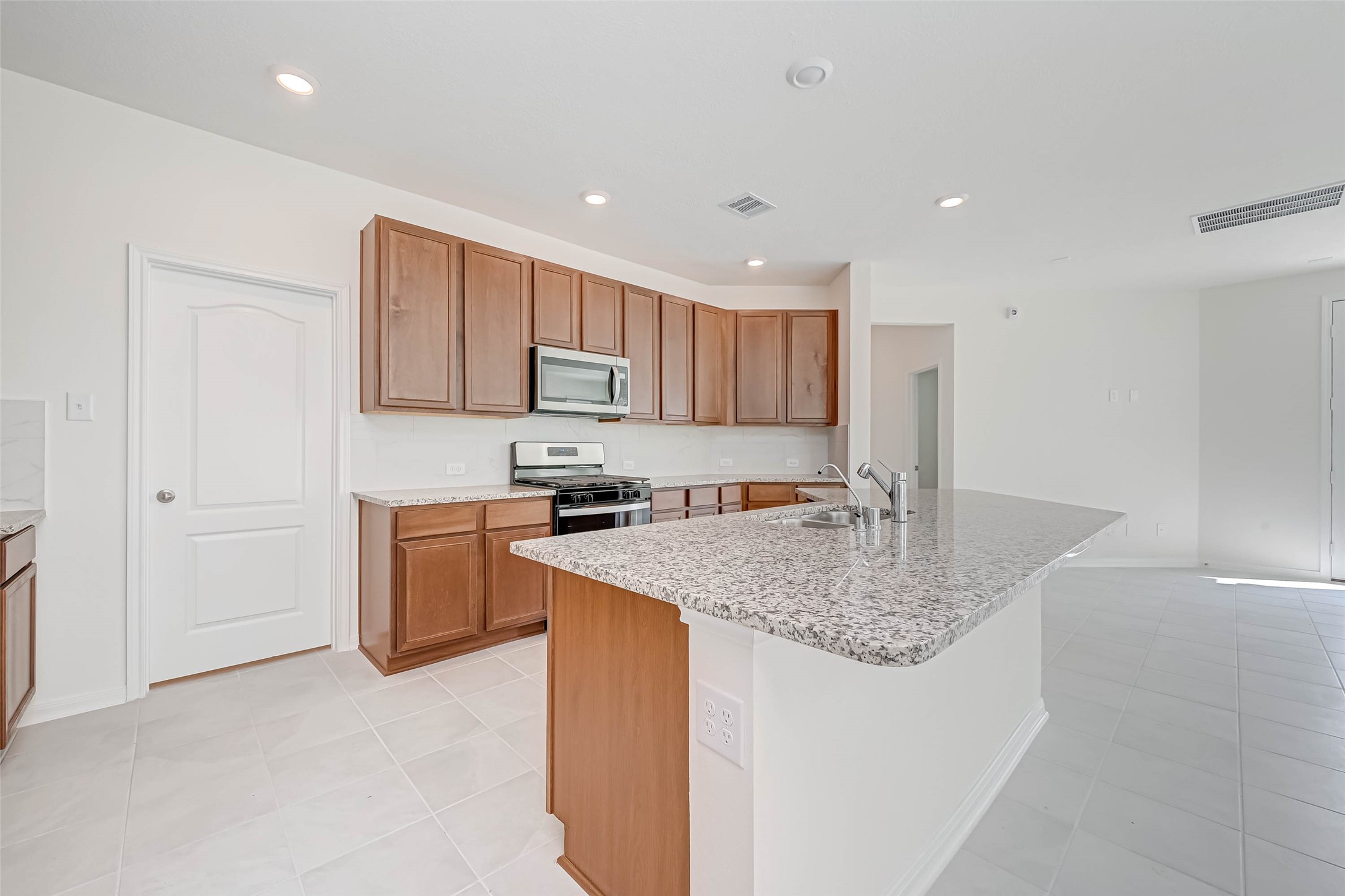 5026 Lucky Fawn Ln Property Photo 19