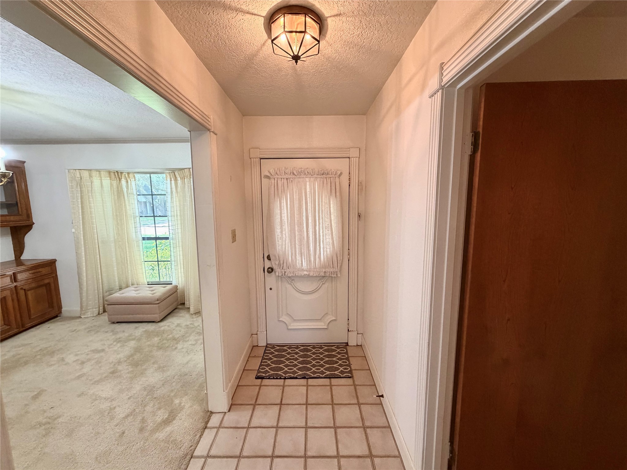 3 S Erik Drive Property Photo 2