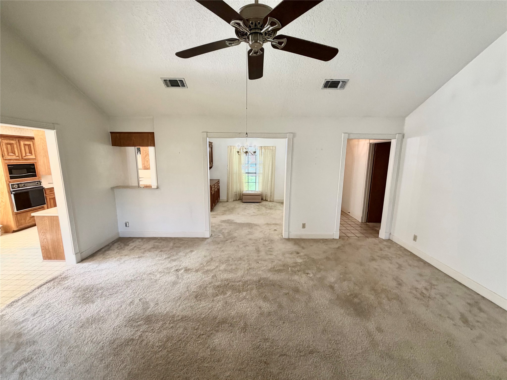3 S Erik Drive Property Photo 8