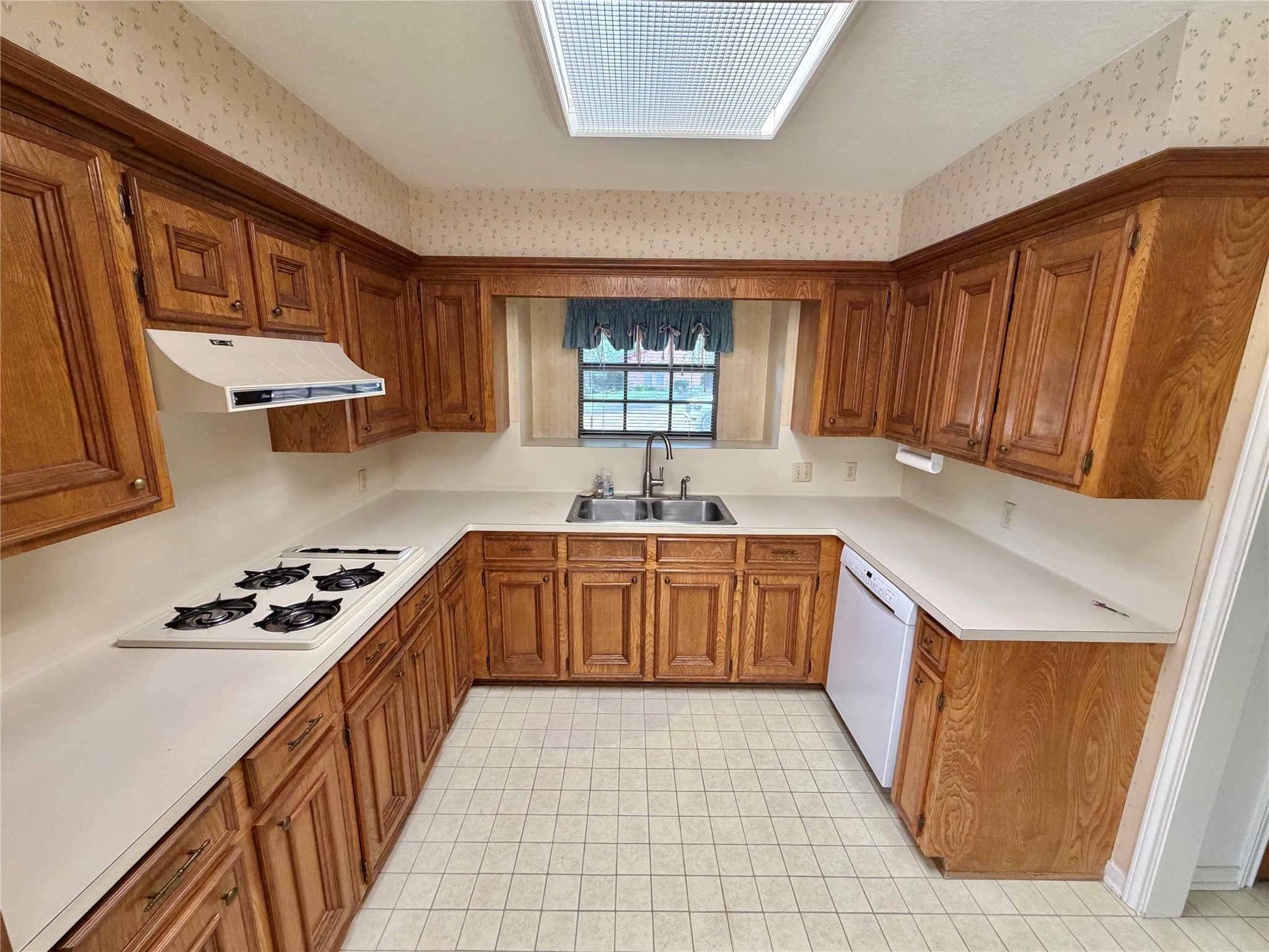 3 S Erik Drive Property Photo 10