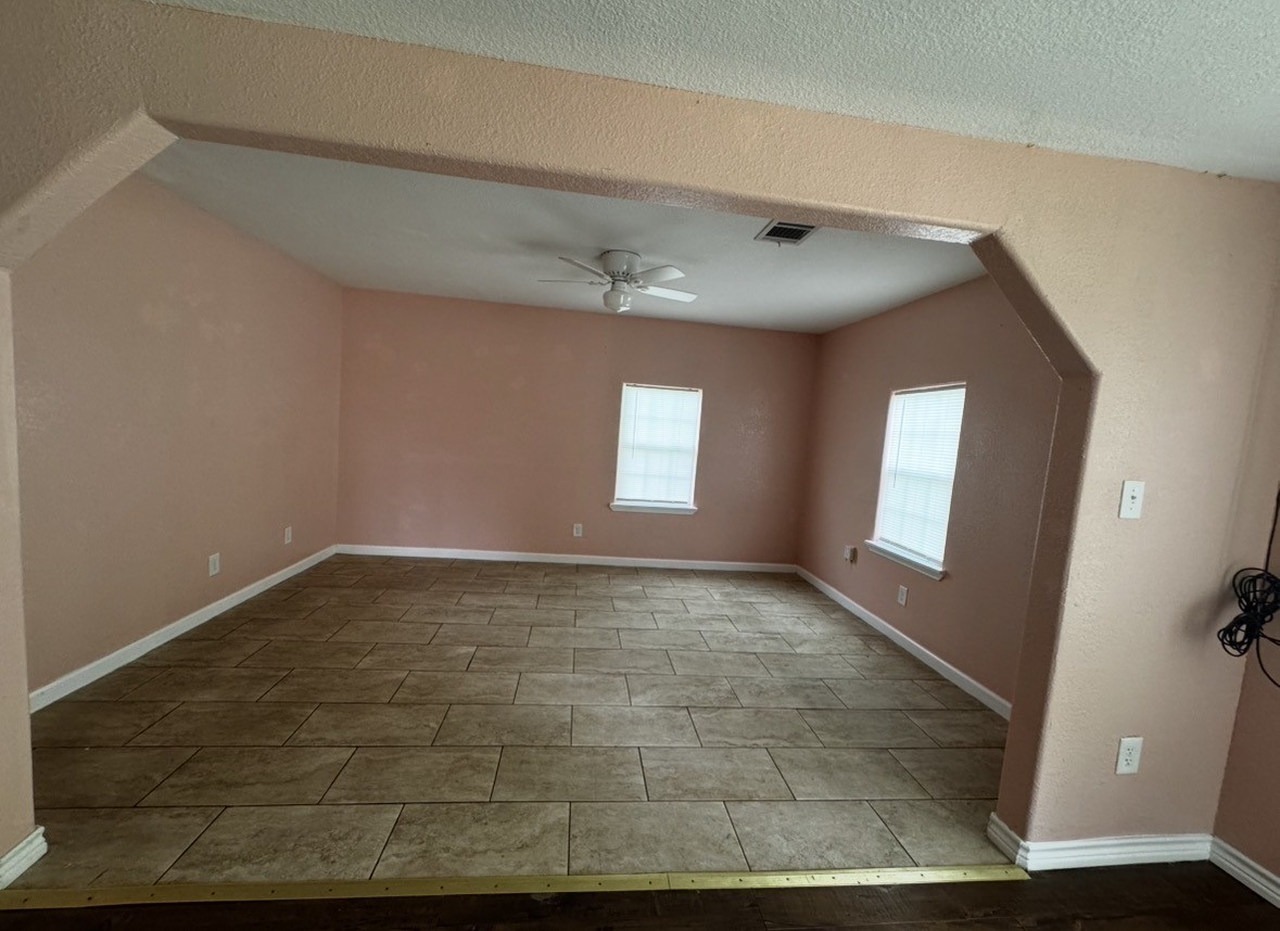 709 Matthews Street Property Photo 2