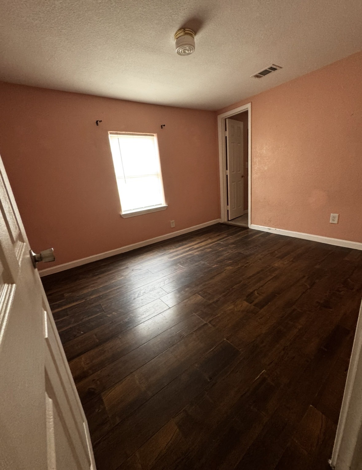 709 Matthews Street Property Photo 9