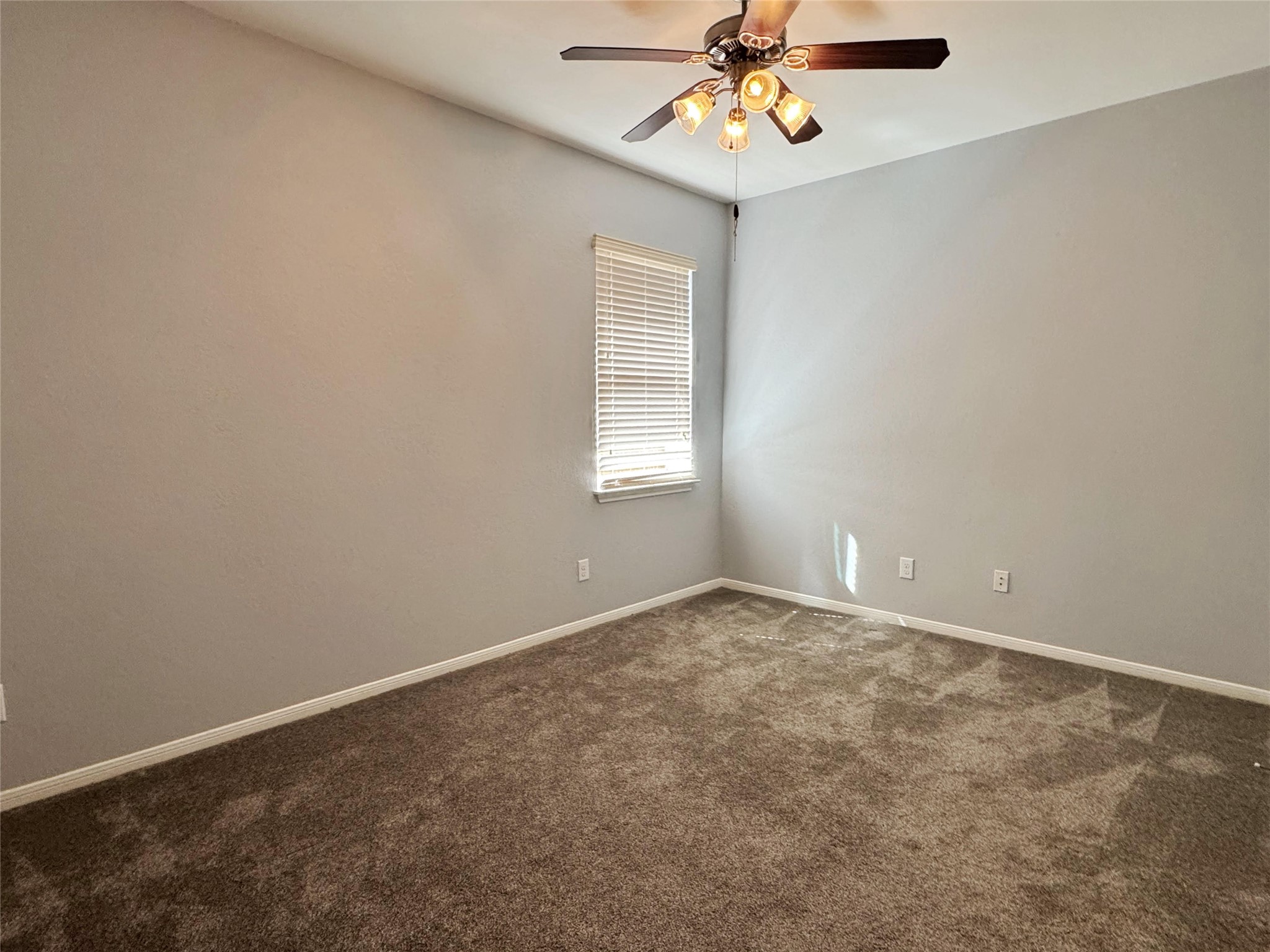 1050 Forest Haven Court Property Photo 7