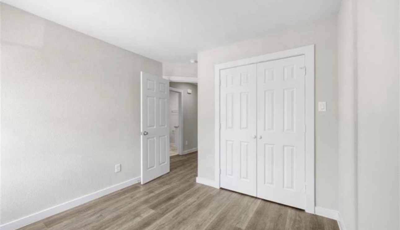 6801 Haight B Property Photo 3