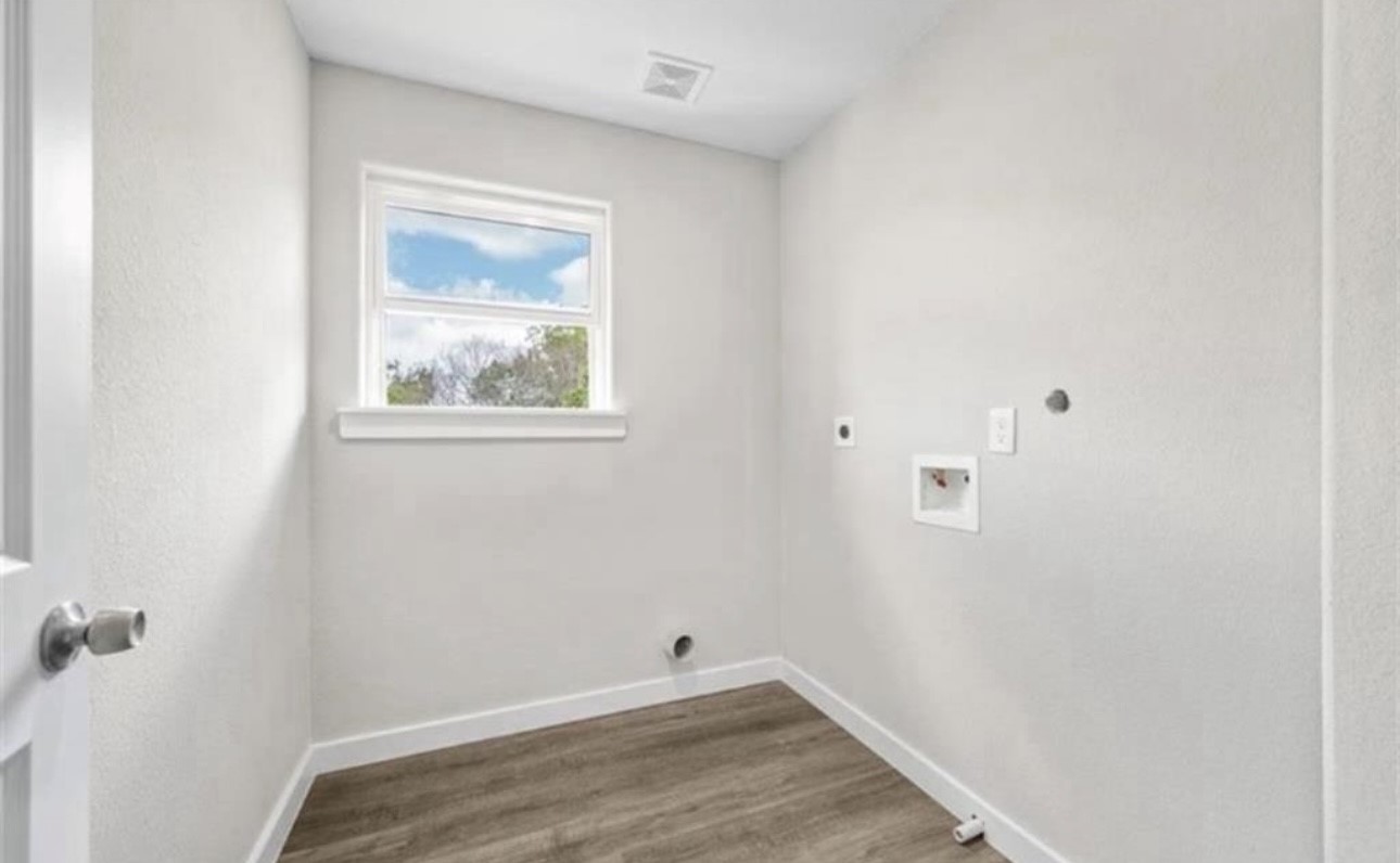 6801 Haight B Property Photo 7