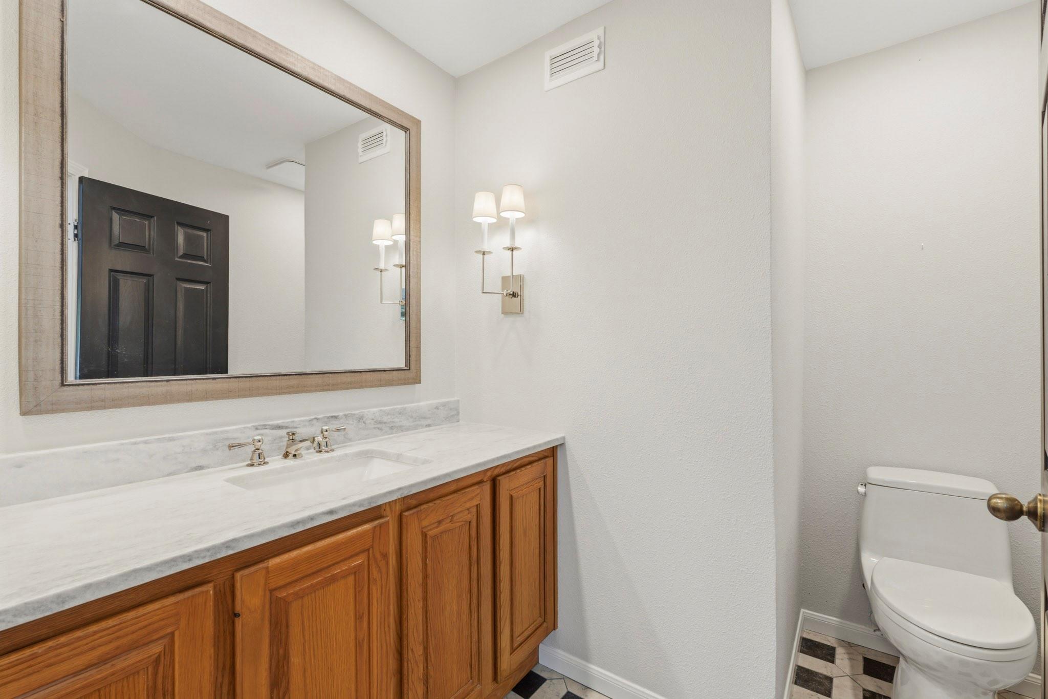 27 Sky Terrace Place, The Woodlands Tx 77381 Property Photo 13