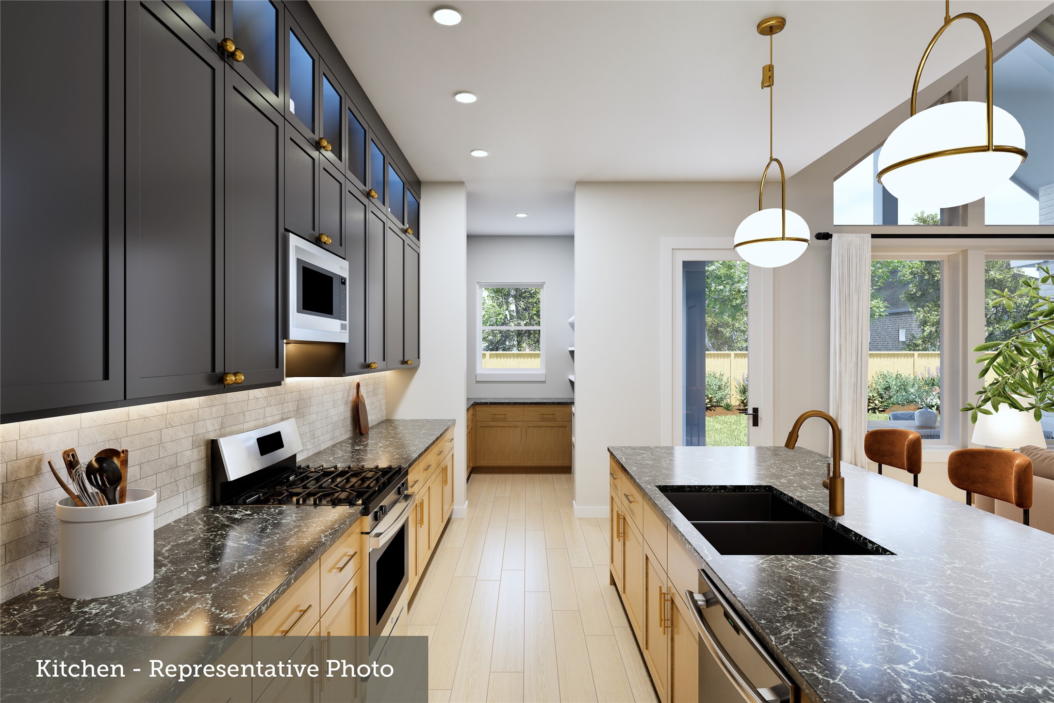 4923 Benton Woods Trail Property Photo 5