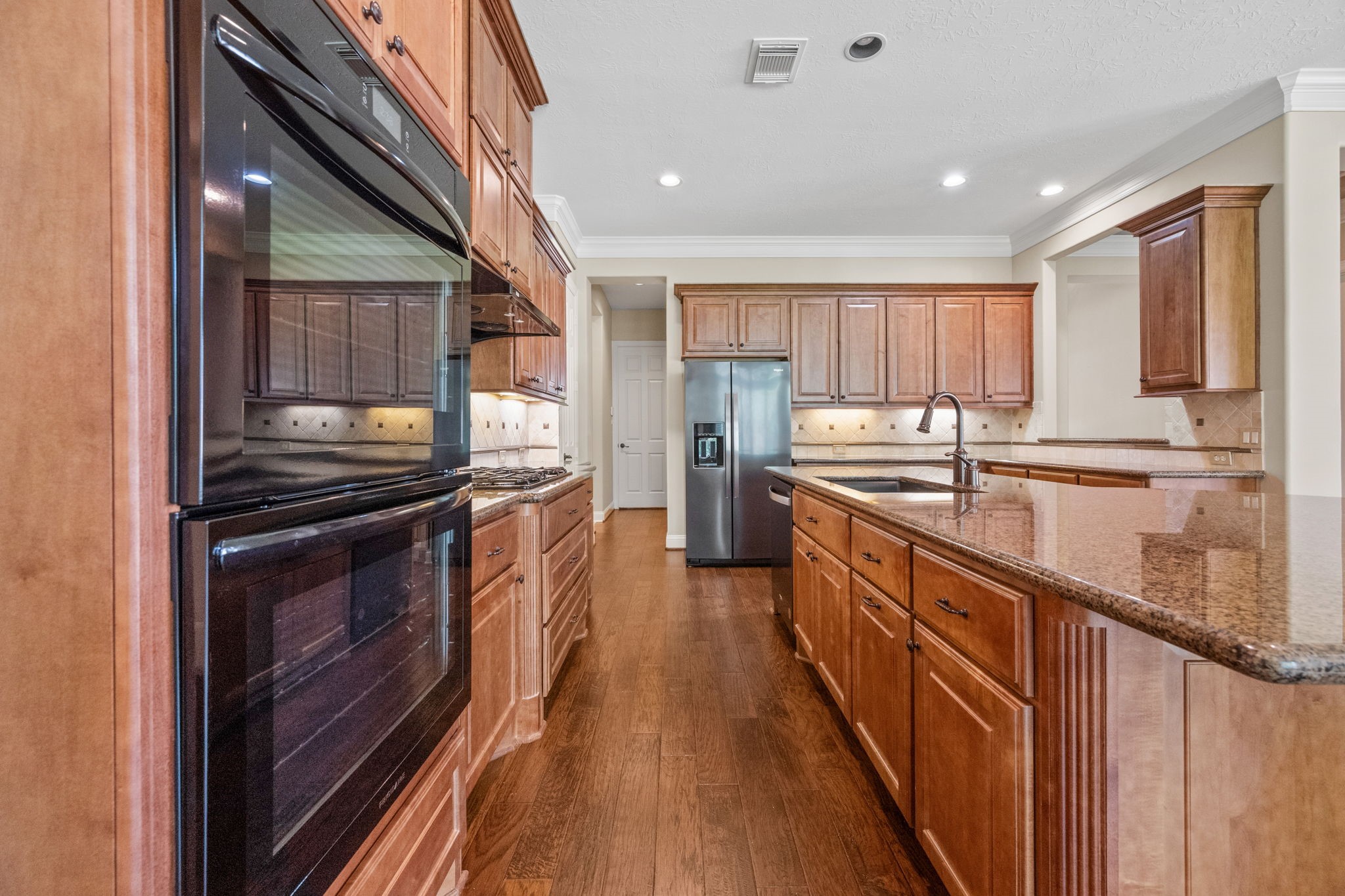 5523 Regal Landing Drive Property Photo 10