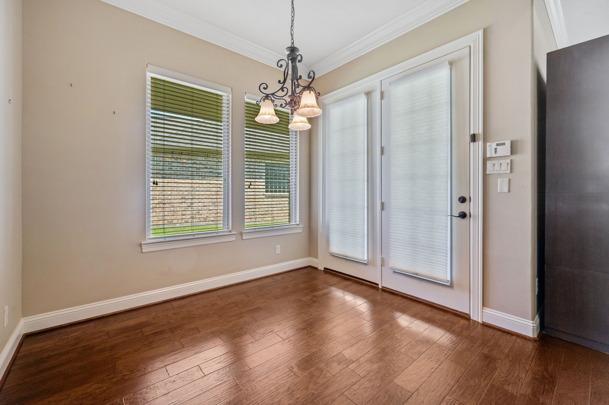 5523 Regal Landing Drive Property Photo 12