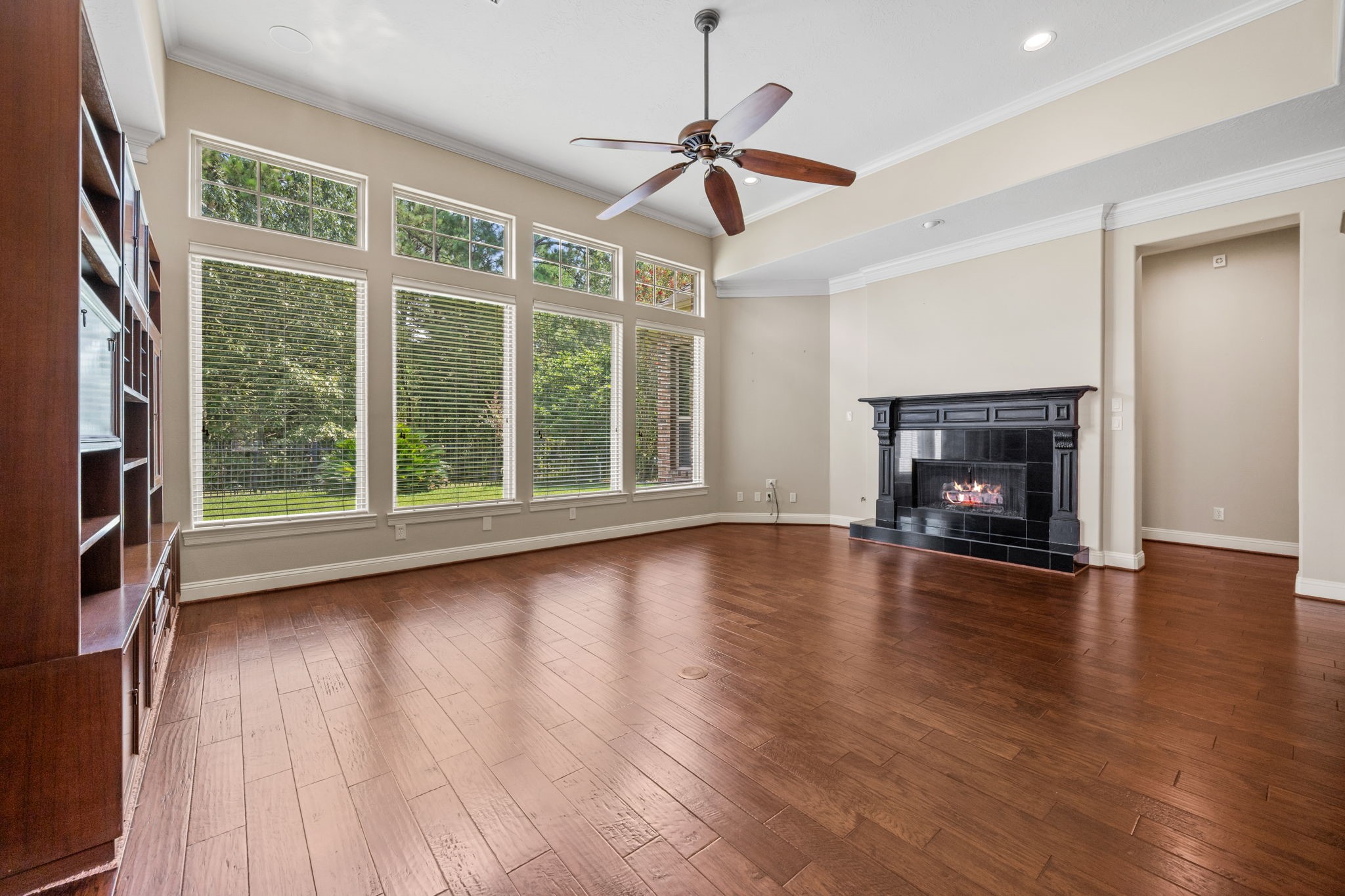 5523 Regal Landing Drive Property Photo 14