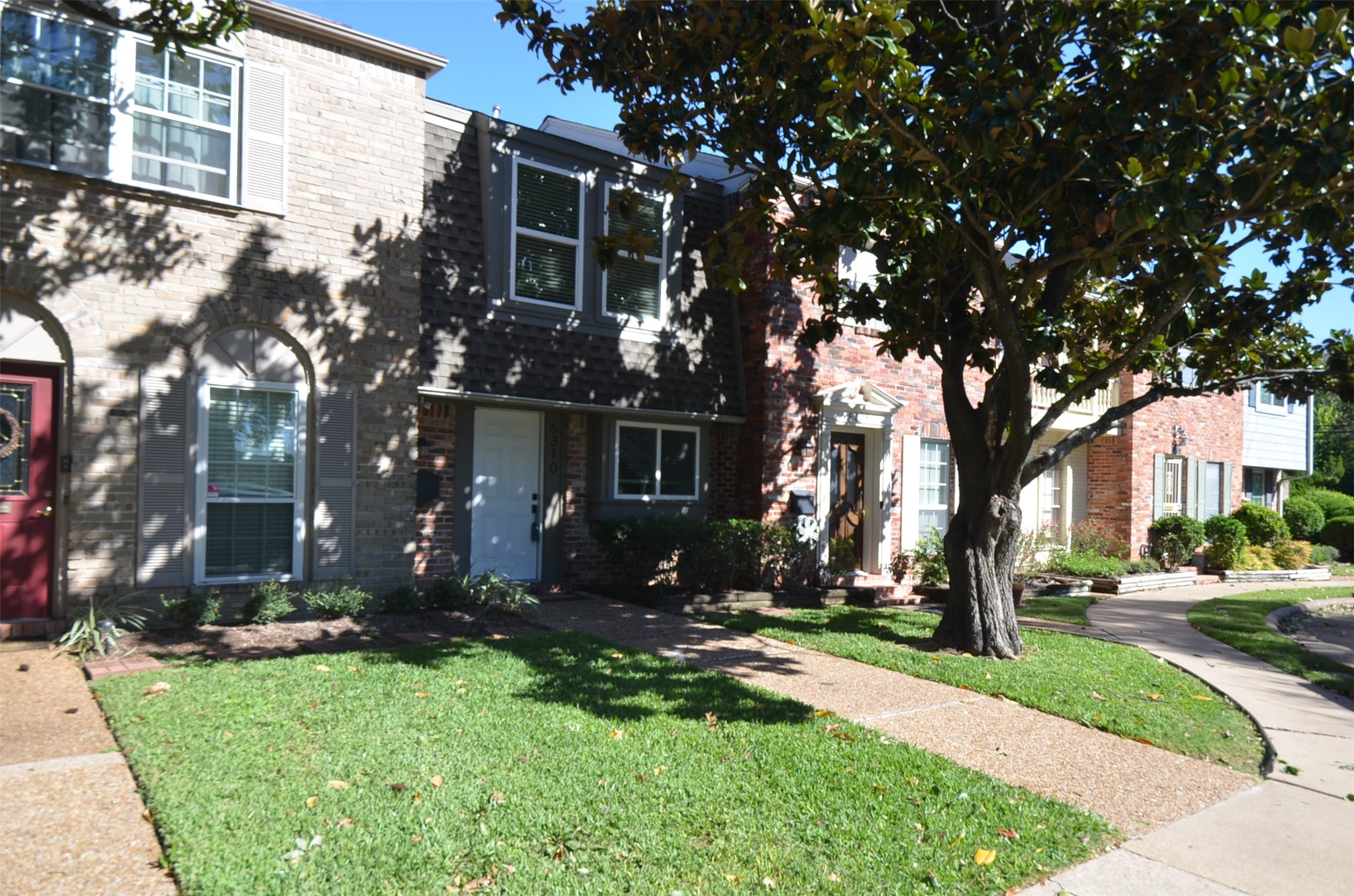 6310 Chevy Chase Drive 5 Property Photo 2