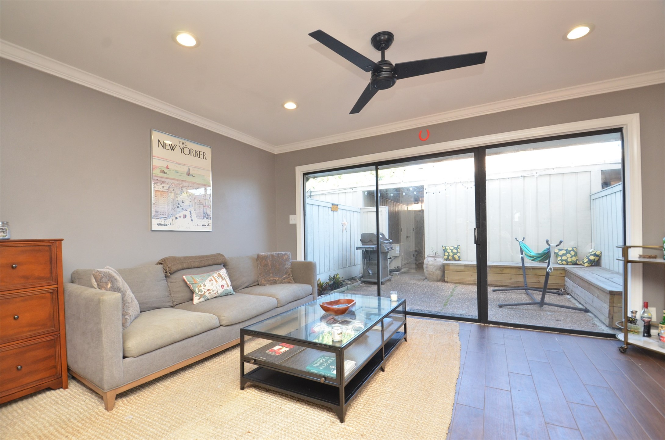 6310 Chevy Chase Drive 5 Property Photo 15