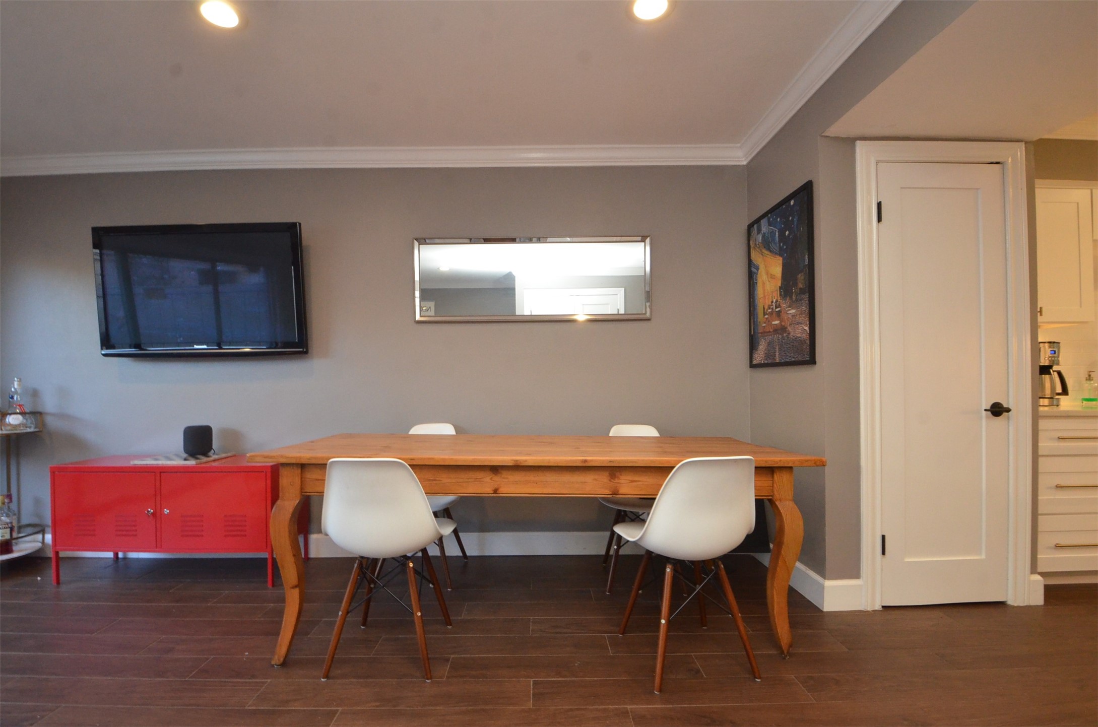 6310 Chevy Chase Drive 5 Property Photo 18